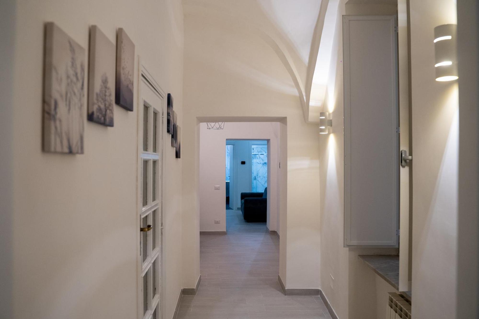 Dietro Al Plebiscito Luxury Suite Nápoly Kültér fotó